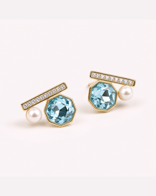 Blue Crystal & Pearl Stud Earrings – 14K Gold-Plated